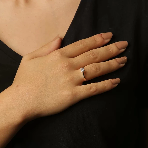 Miracle Tektaş Pırlanta Yüzük ürün görseli 1