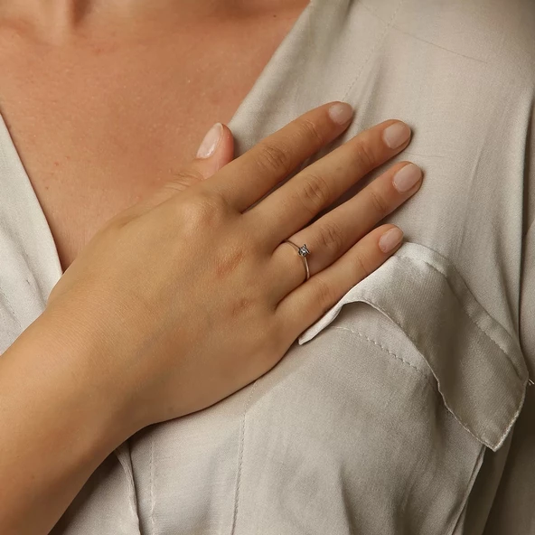 Pırlanta Tektaş Yüzük ürün görseli 1