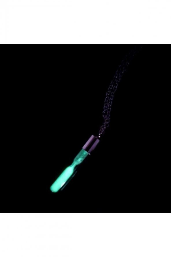 Karanlıkta Parlayan Fosforlu Kum Saati Metal Zincirli Cam Kolye - 2