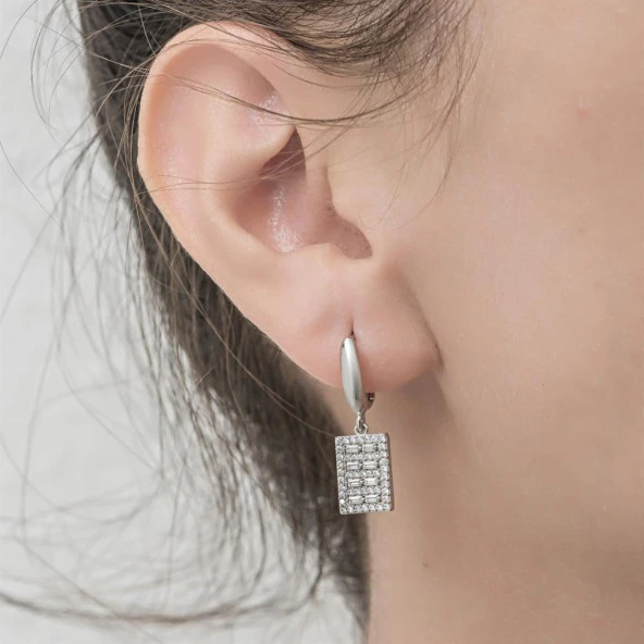 Zirkon Taşlı Süsleme 925 Gümüş Küpe - 5