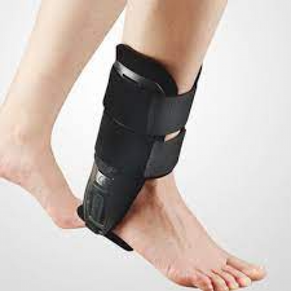 PLASTİK AYAK BİLEĞİ SABİTLEYİCİ-HAVALI - 2