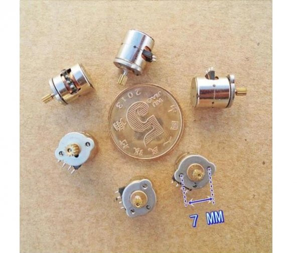 Micro Step Motor 8x9,2mm - DC 3V 0.5 A - 5