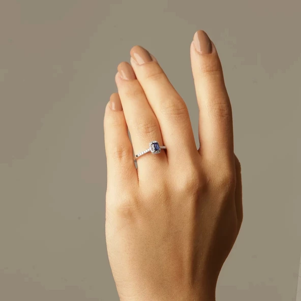 Pırlanta Safir Taşlı Baget Yüzük ürün görseli 1