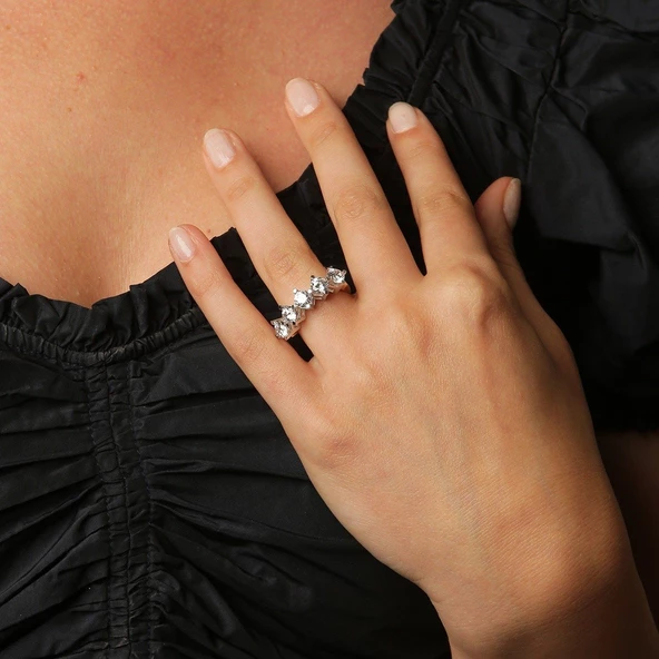 Beyaz Altın Beştaş Yüzük ürün görseli 1