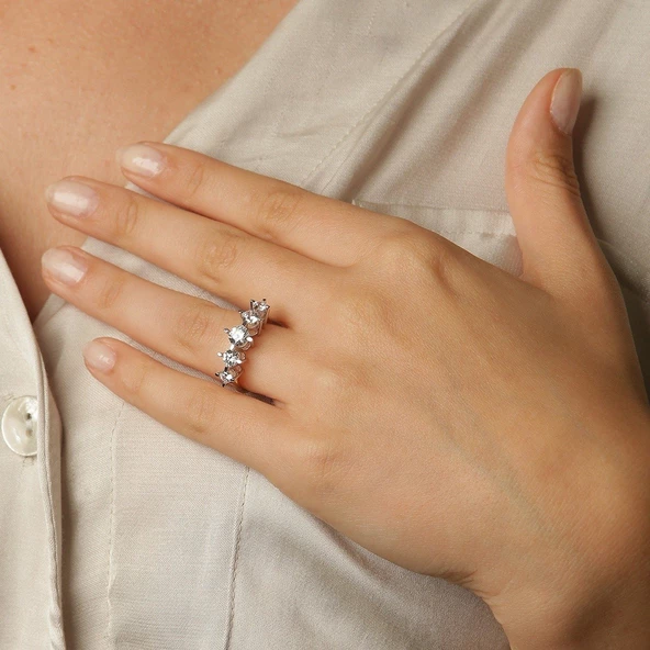 Beyaz Altın Beştaş Yüzük ürün görseli 1