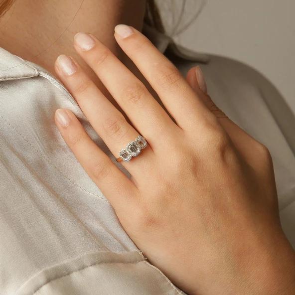 Baget Taşlı Gold Yüzük ürün görseli 1