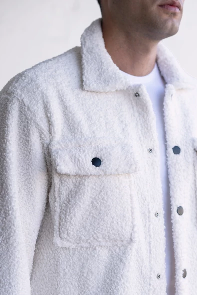 OVERSİZE ÇITÇIT KAPAMALI ÇİFT CEP PELUŞ ERKEK GÖMLEK - Resim 4