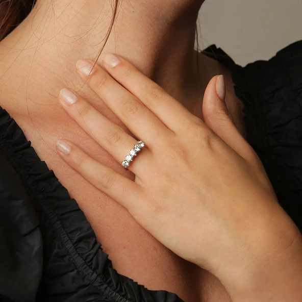 Beyaz Altın Beştaş Yüzük ürün görseli 1