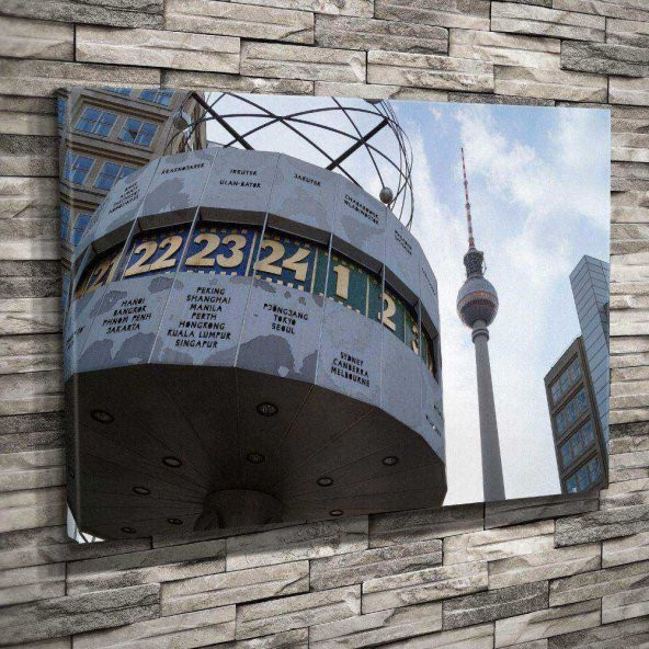 Almanya Berlin TV Televizyon Kulesi Fernsehturm ve Dünya Saati Kulesi-50x70cm Dekoratif Kanvas Tablo