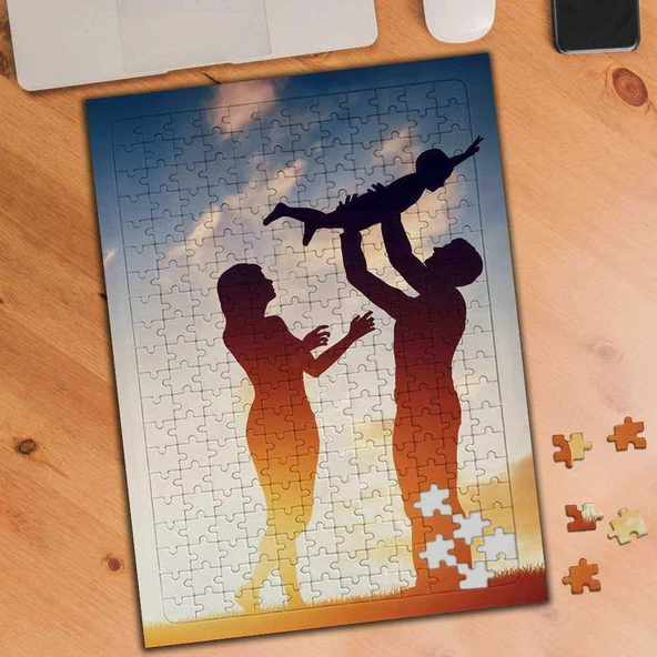 Gün Batımında Mutlu Aile 240 Parça Puzzle Yapboz Tablo-81356083