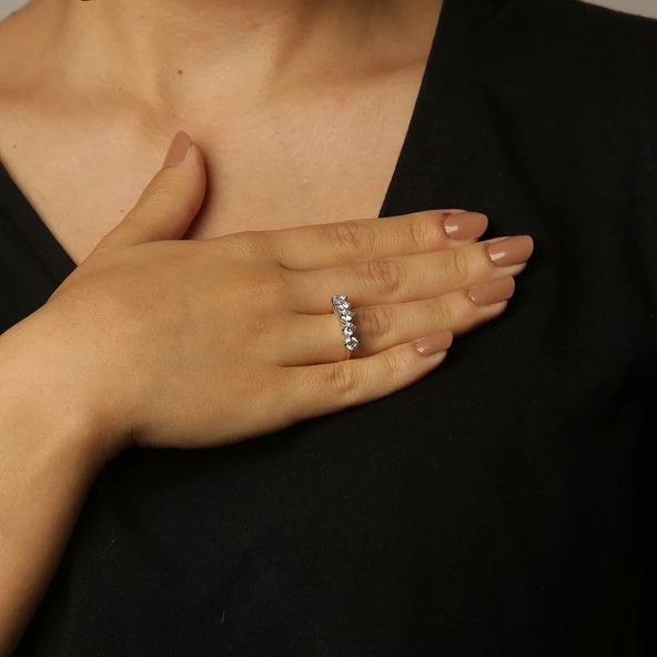 Gold Beyaz Altın Beştaş Yüzük ürün görseli 1