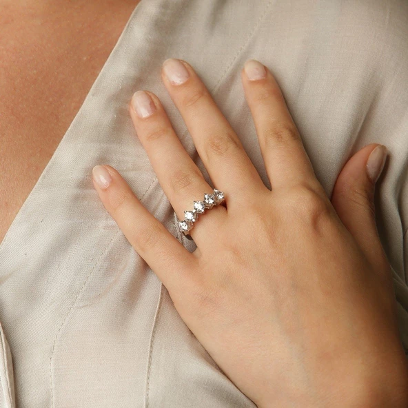 Beyaz Altın Beştaş Yüzük