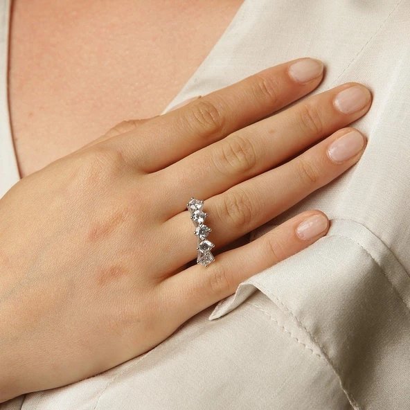 Beyaz Altın Beştaş Yüzük ürün görseli 1