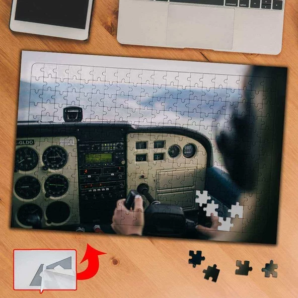 Uçak İçinde Pilot, Uçuş 240 Parça Puzzle Yapboz Tablo-680876