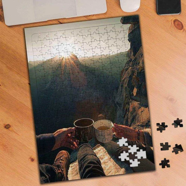 Kamp Uçurumda Çay İçenler 240 Parça Puzzle Yapboz-182928