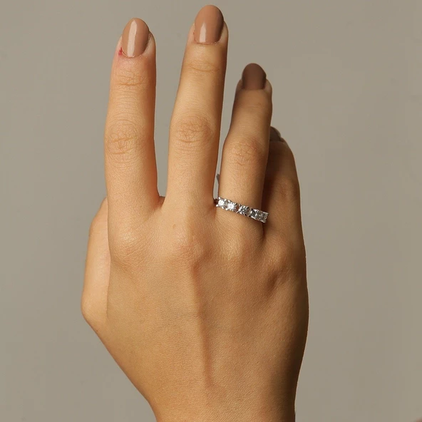 Beyaz Altın Beştaş Yüzük ürün görseli 1