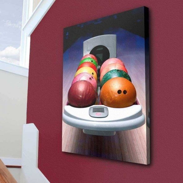 Bowling Salonunda topları - Eğlence - Skor - Spor - 70x100cm Dekoratif Kanvas Tablo