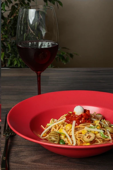 Keramika Delta Mat Kırmızı Bayrak Makarna Tabağı 26 Cm ürün görseli 1