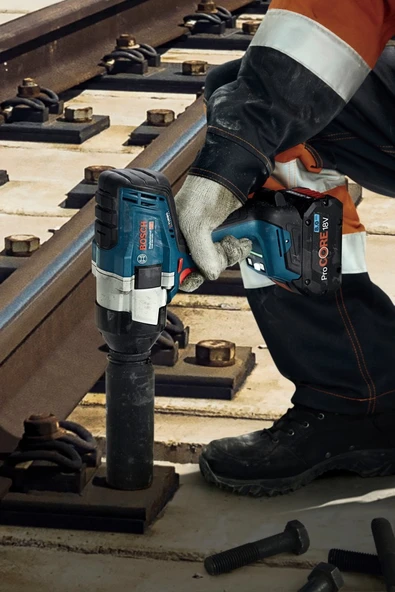 Bosch Professional GDS 18V-1000 (Solo) Akülü Darbeli Somun Sıkma Makinesi - 5