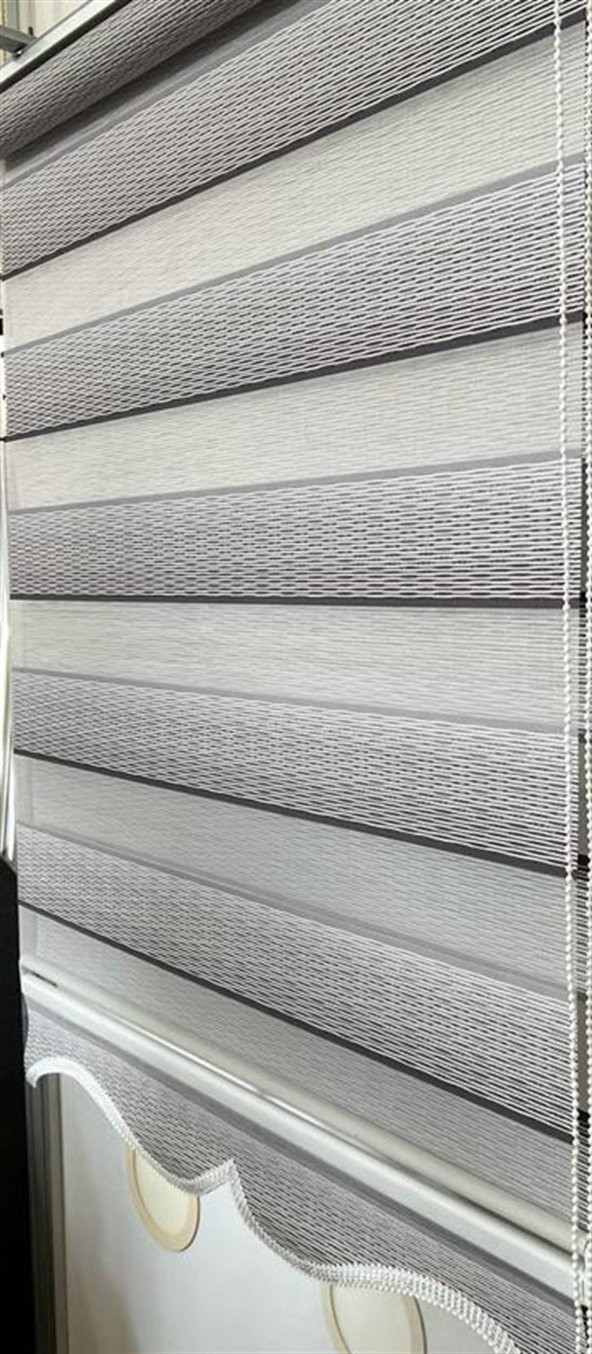 Zebra Stor Perde Gri Renk Geçişli Etek Dilimli ST 048  Pembe 130 x 260