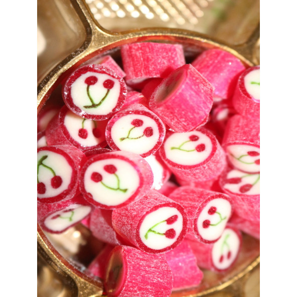 ŞEKERCİ YAŞAR Vişne Desenli Lolly Şeker 250 Gr