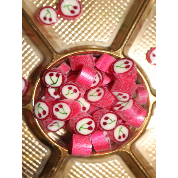 ŞEKERCİ YAŞAR Vişne Desenli Lolly Şeker 250 Gr - 2