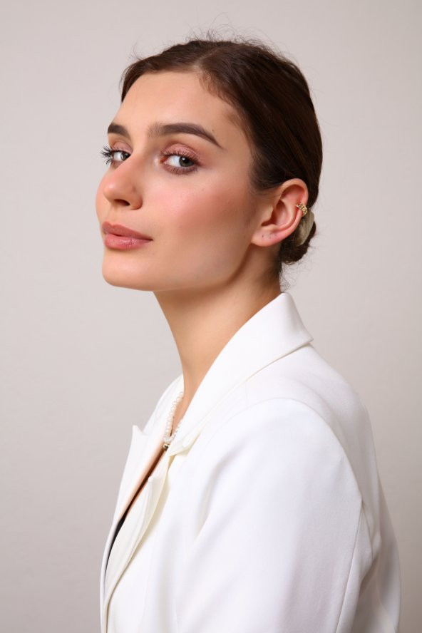 Gold Zincir Model Kıkırdak Küpesi - 2