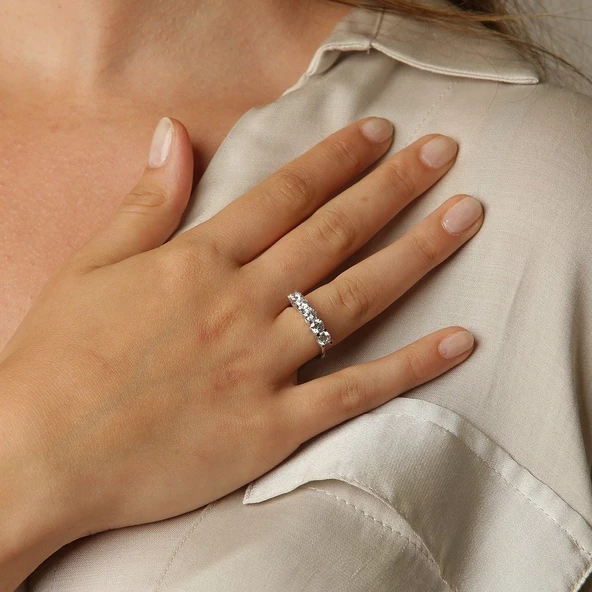 Beyaz Altın Beştaş Yüzük ürün görseli 1