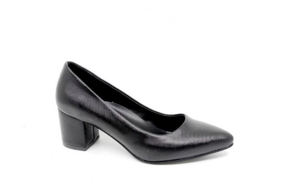 Zerhan C100 Kadın Siyah Sivri Burun Alçak Topuk Ayakkabı