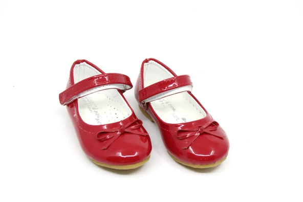 Zerhan 300 Kız Çocuk Kırmızı Rugan Fiyonklu Cırtlı Babet ürün görseli