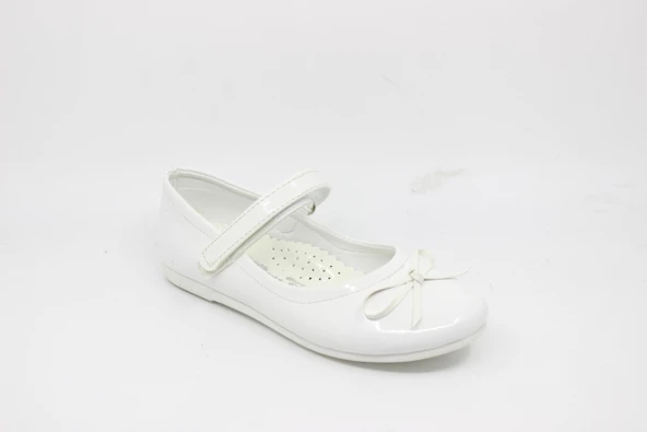 Zerhan 300 Kız Çocuk Beyaz Rugan Fiyonklu Cırtlı Babet - 7