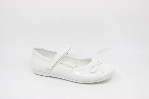 Zerhan 300 Kız Çocuk Beyaz Rugan Fiyonklu Cırtlı Babet - 5