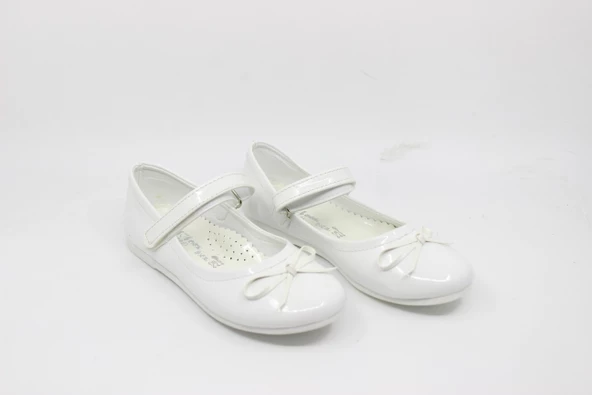 Zerhan 300 Kız Çocuk Beyaz Rugan Fiyonklu Cırtlı Babet - 10