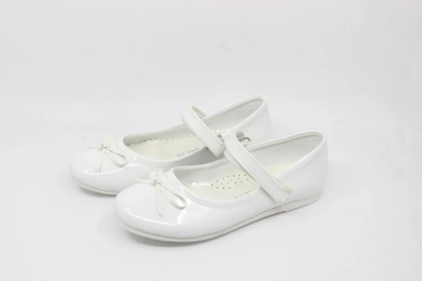 Zerhan 300 Kız Çocuk Beyaz Rugan Fiyonklu Cırtlı Babet - 3