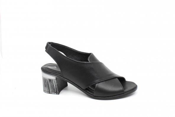 Kadın Siyah Hakiki Deri Kalın Topuk Sandalet Ayakkabı 053