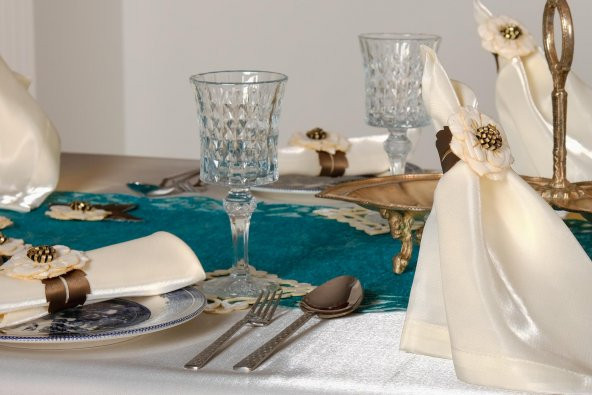 Finezza Mina Kadife Turkuaza Krem Sofra Tk. 8 Kşl. 160x230 cm 26 Prç.  - 1236 - 4