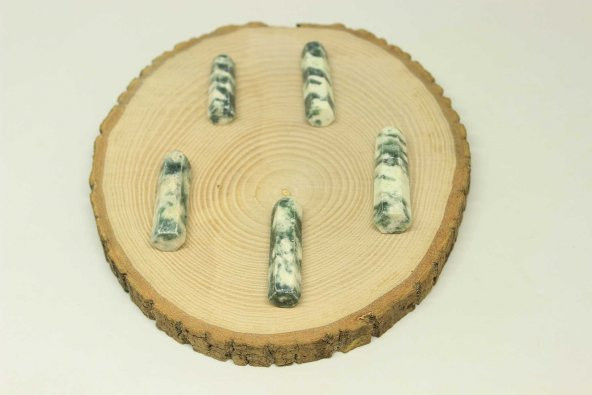 Yosunlu Akik Taşı Piramit Uçlu ürün görseli