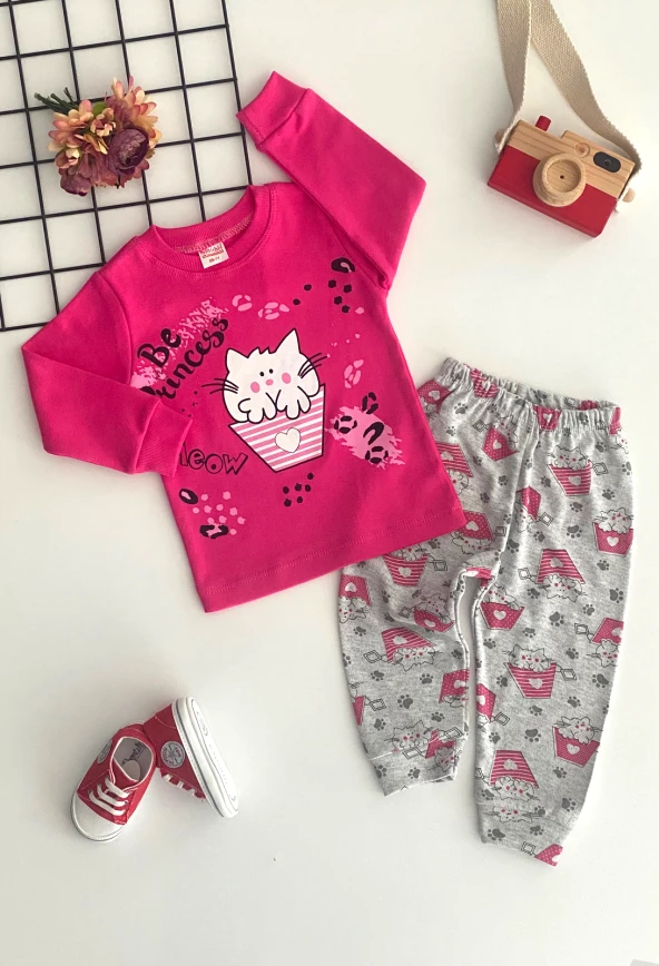 Neşeli Bebekler Kedi Desen Pijama Takımı Fuşya