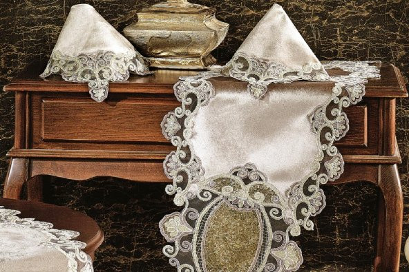 Finezza Aydan Kadife Güpürlü Runnerlı Bej Salon Takımı 5 Parça - 1251 - 6