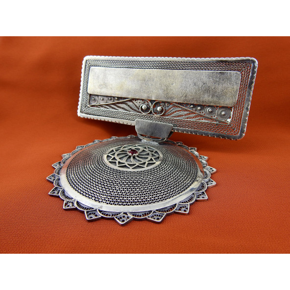 Masa Üstü İsimlik