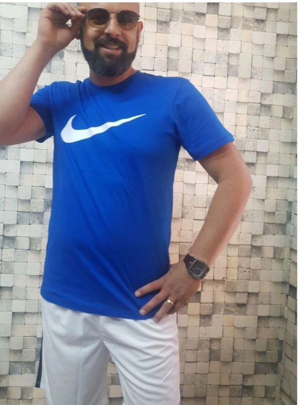 Nike Sportswear Klasik Swoosh Tişört - 3