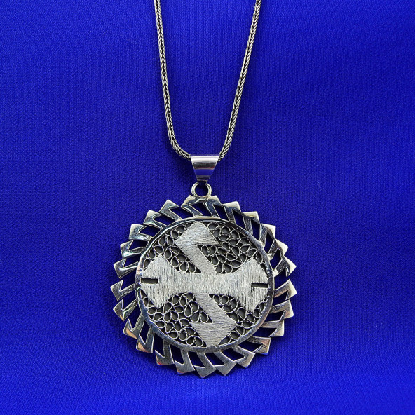 Kurtağzı Motifli Kolye Ucu