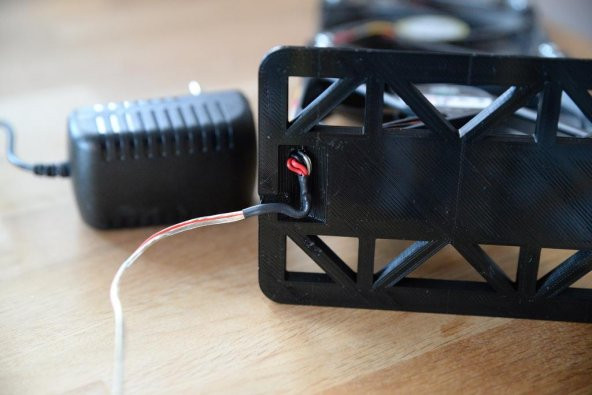 Nerd Fan (Bir Masa Fanı) Plastik Aparat - 2