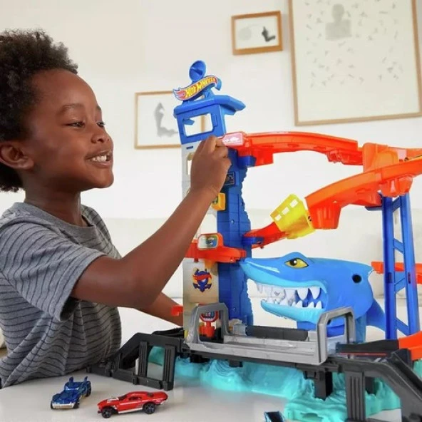 Hot Wheels Köpek Balığından Kaçış Oyun Seti HDP06 Lisanslı Ürün - Resim 4