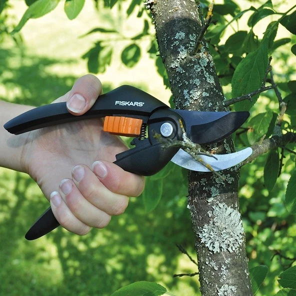 Fiskars P26 Budama Makası 208Mm - 2