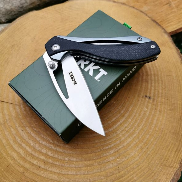 17 cm crkt marka çelik manuel bıçak yanında zippo kibrit ile birlikte