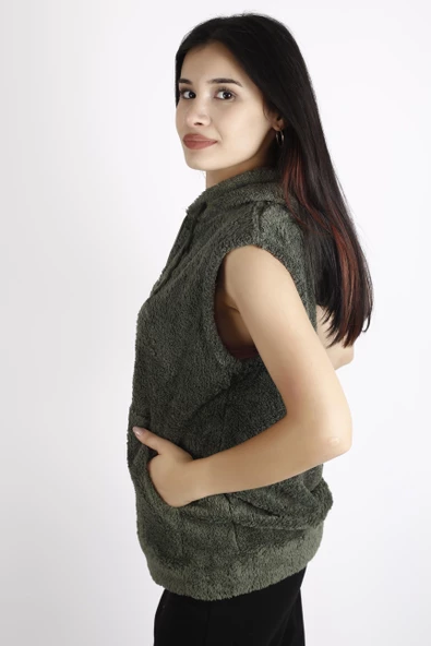 Kadın Haki Peluş Yumoş Fermuarlı Kapüşonlu Yelek 22KYLKPELO - 4