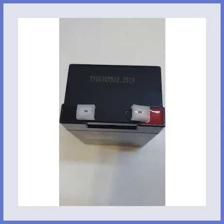4V 8AH Akü 4 Volt 8 Amper 4V 8AH Akü Işıldak aküsü el feneri akü terazi Aküsü Kantar Baskül Aküsü - 4V8AH Bakımsız Kuru Tip Akü El Feneri Aküsü - 6
