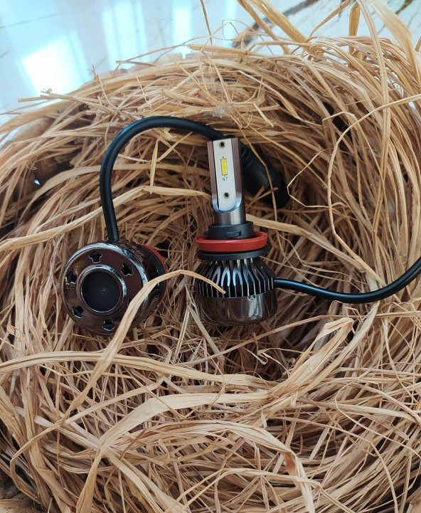 ledxenondunyasi DACİA SANDERO ŞİMŞEK ETKİLİ YENİ SÜRÜM OPTİK LED XENON ( CARPET ÖZELLİKLİ) H4 ürün görseli