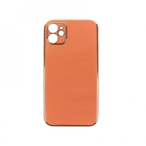 Apple iPhone 11 Kılıf Kamera Korumalı Gold Kenarlı Silikon Kapak - 12